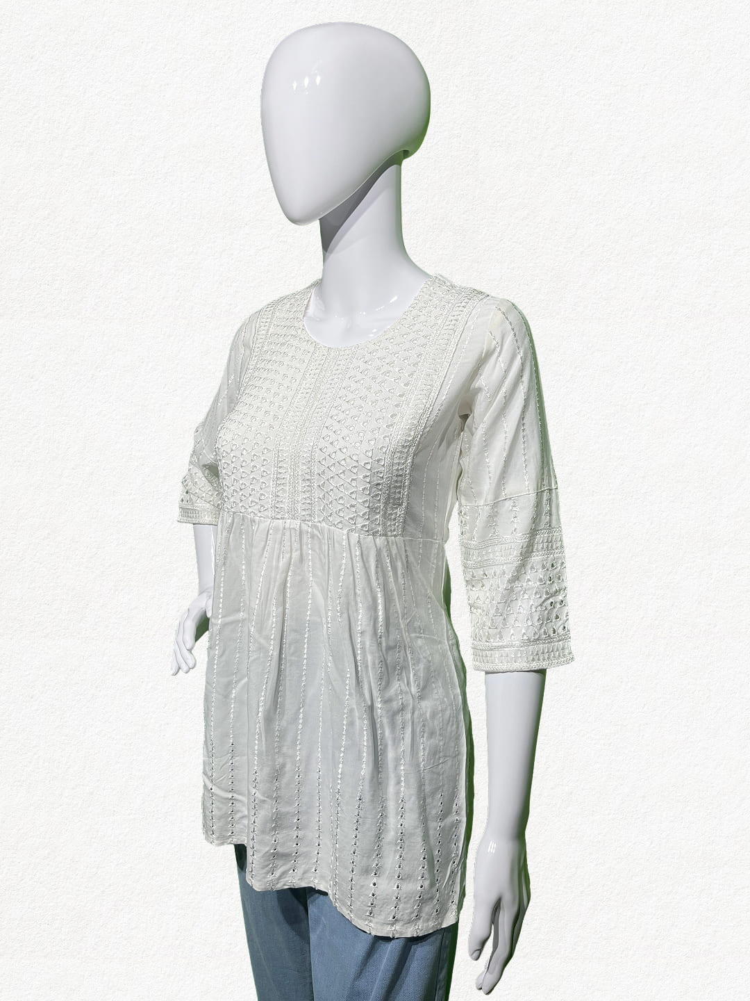 Happiora Pearl White: Embroidered Cotton Tunic