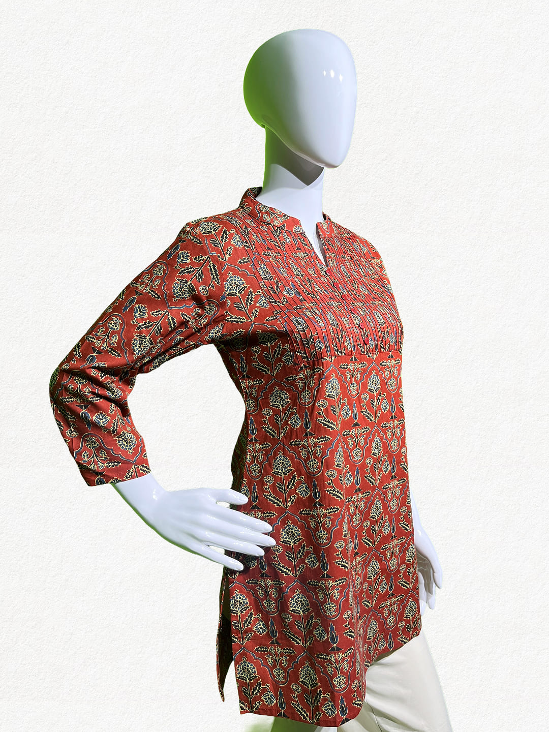 Happiora Maroon Floral: Pintuck Cotton Kurti