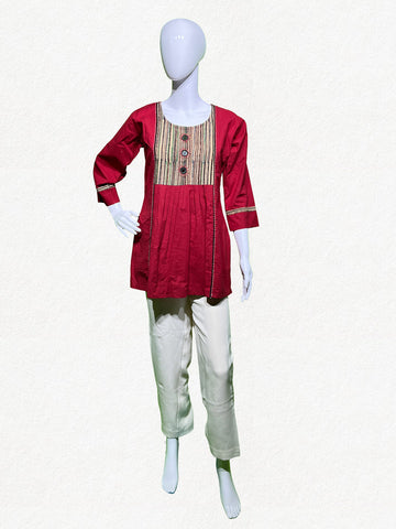Happiora Crimson Stripe: Contrast Yoke Cotton Kurti