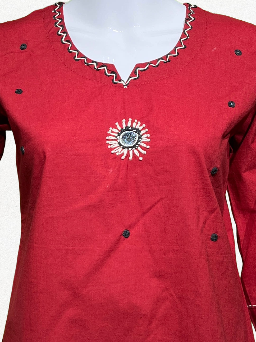 Happiora Crimson Spark: Minimalist Embroidered Kurti