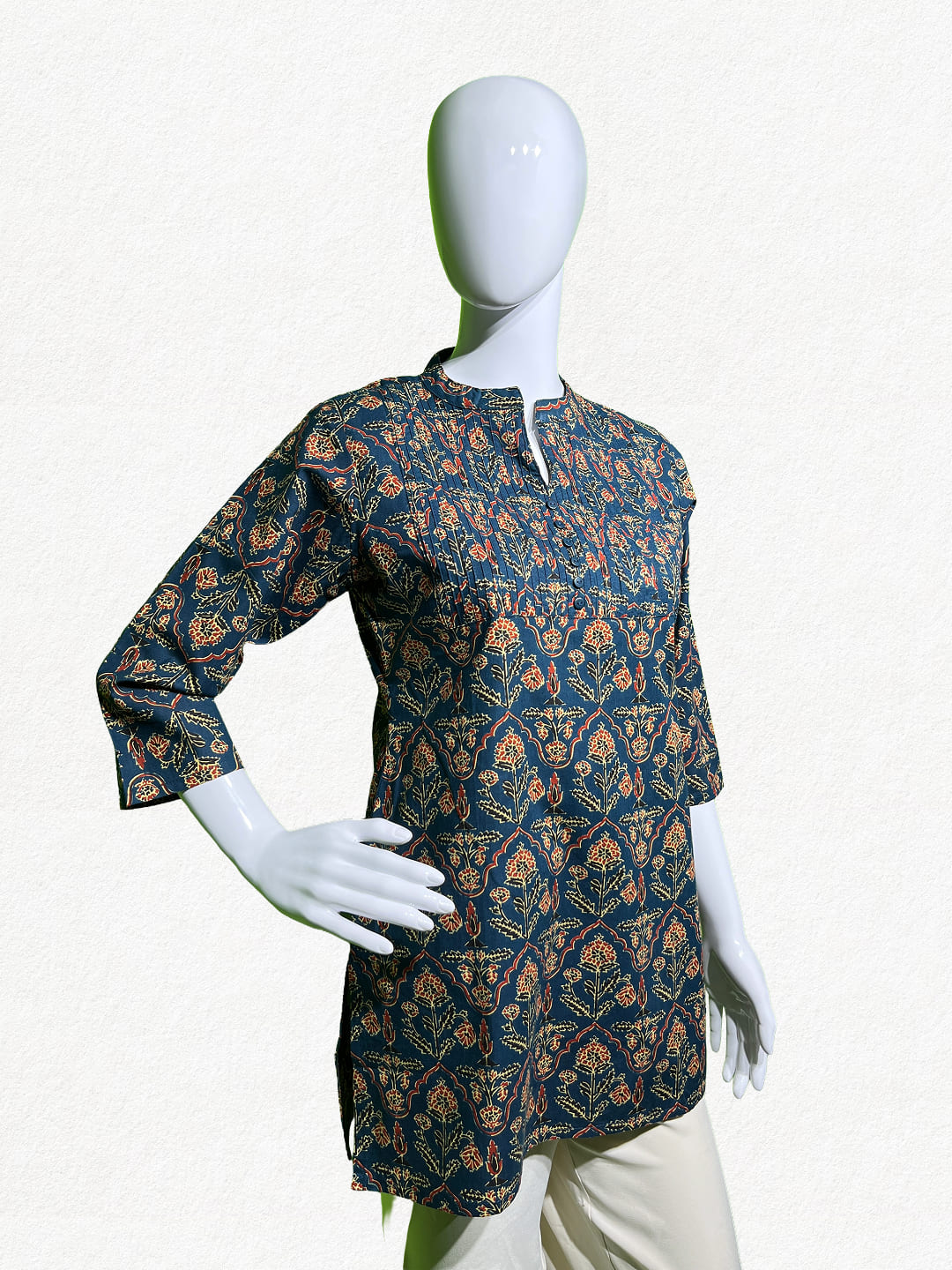 Happiora Azure Blossom: Floral Pintuck Cotton Kurti
