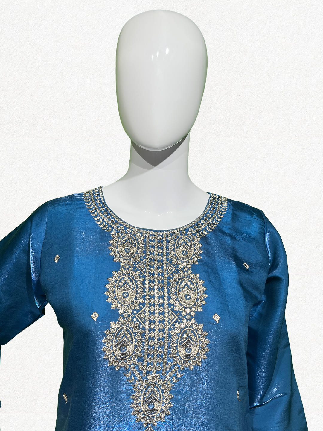 Happiora Peacock Shimmer: Embroidered Silk Co-ord Set