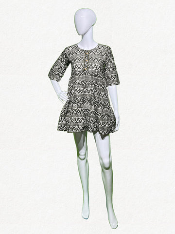 The Monochrome Batik: Pure Cotton Geometric Print Short Kurti