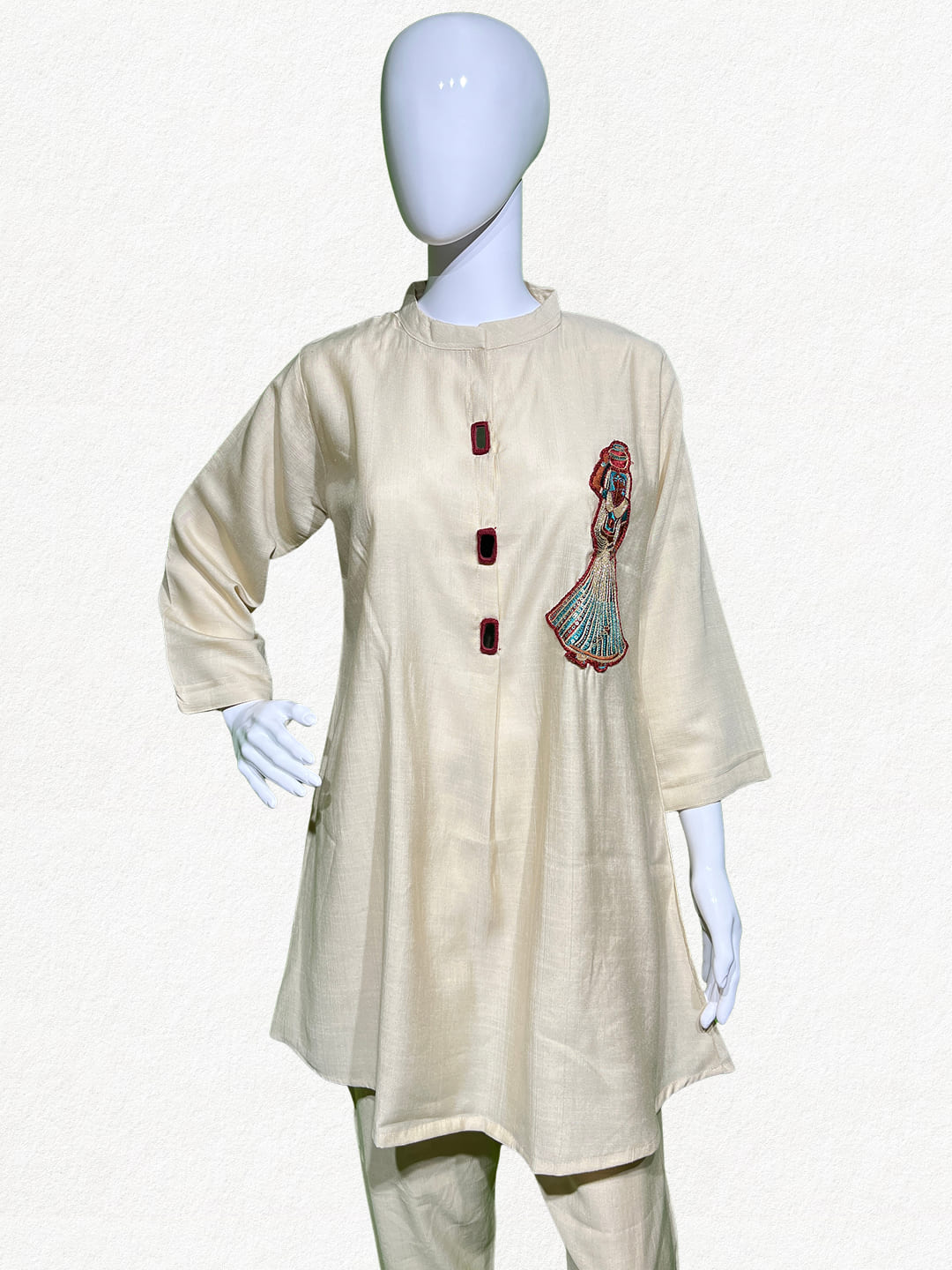 Happiora Desert Muse: Artisanal Embroidered Co-ord Set
