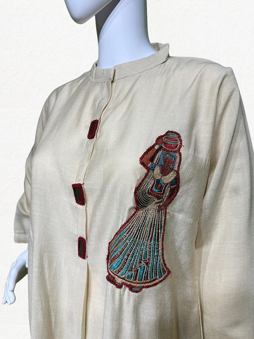 Happiora Desert Muse: Artisanal Embroidered Co-ord Set