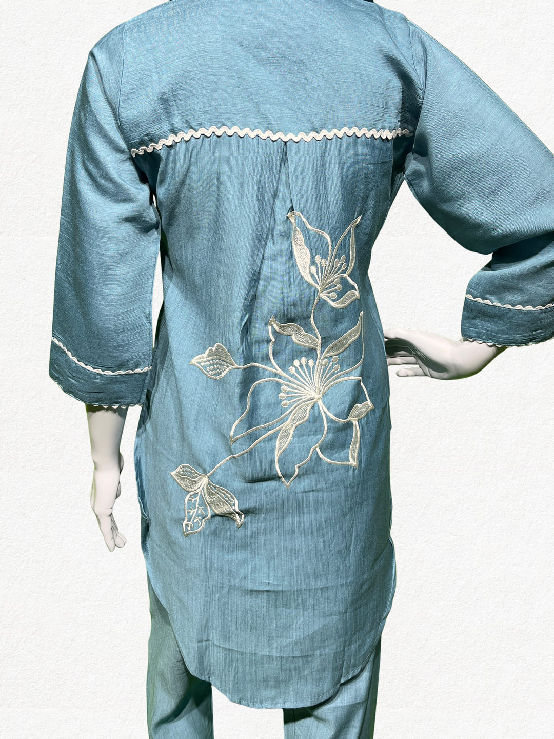 Happiora Sky Blossom: Floral Embroidered Co-ord Set