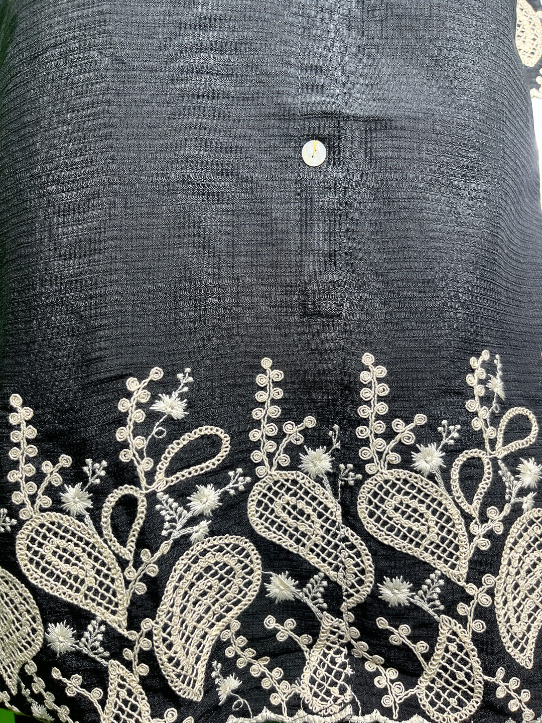 Happiora Onyx Lattice: Embroidered Co-ord Set