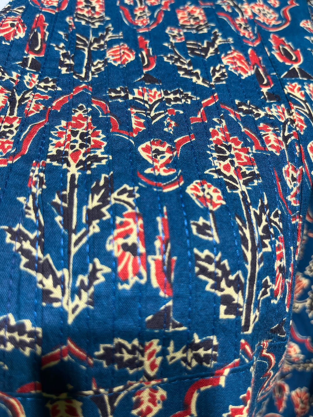 Happiora Azure Blossom: Floral Pintuck Cotton Kurti